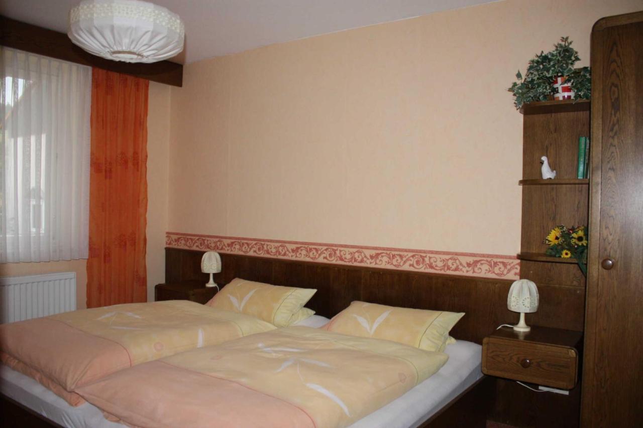Haus Mueller Adelheid Appartement Hilders Buitenkant foto